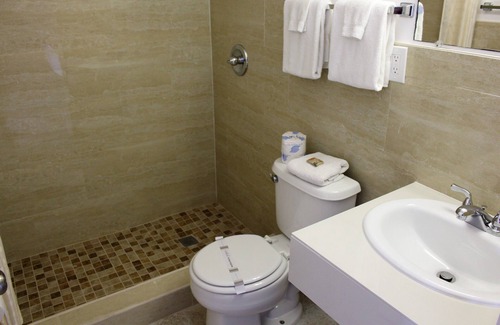 St. Augustine Hotel | Lion Inn