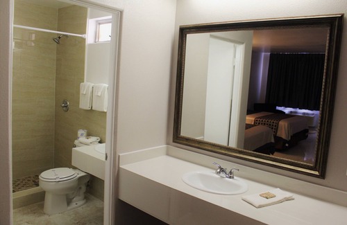 St. Augustine Hotel | Lion Inn