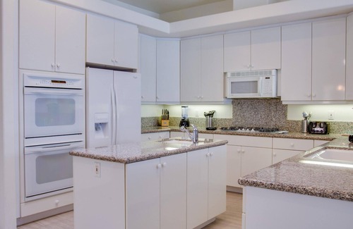 The Movie Colony House | Lions Gate Estate Holiday home 4