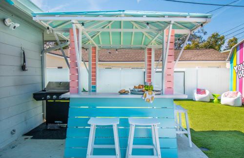Seminole House | Lite Brite Beach Escape - Shine Brite, Relax Right!