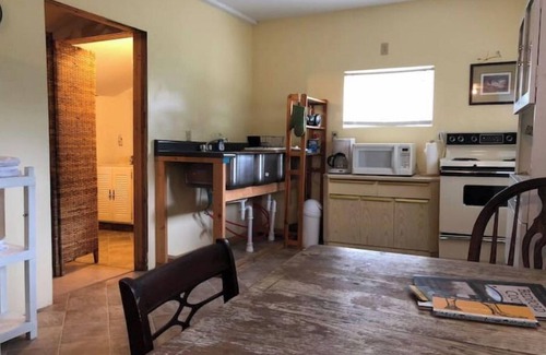 Manns Choice Cabin | Little White Cabin by the river, fishing trails, kayaking, near State Park lake