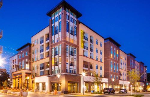 Fairfax Apartment | Live in the Heart of Fairfax GMU