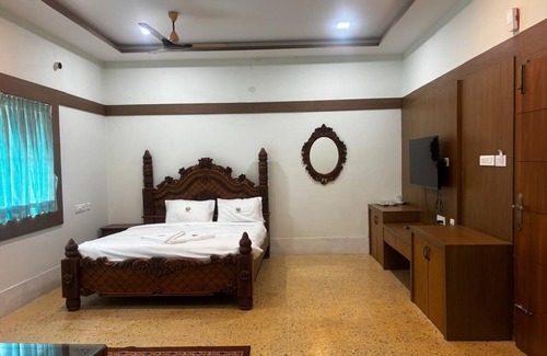 Yercaud Hotel | LMS RICHMOUNT NATURAL RESORT & SPA
