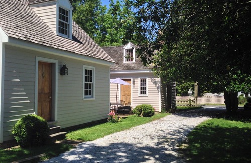 St. Michaels Cottage | Location, Location, Location! - W Melson House - Beautiful - In Town St Michaels