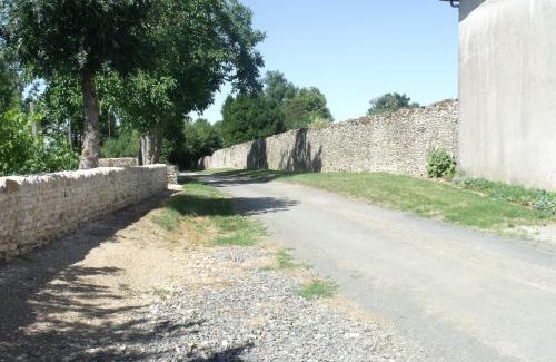 Xaintray Bed & Breakfast | Logis De La Mélissière
