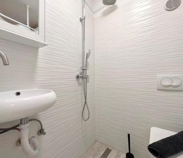 Sesvete Apartment | long Cozy Studio w Floor Heating