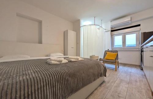 Sesvete Apartment | long Cozy Studio w Floor Heating