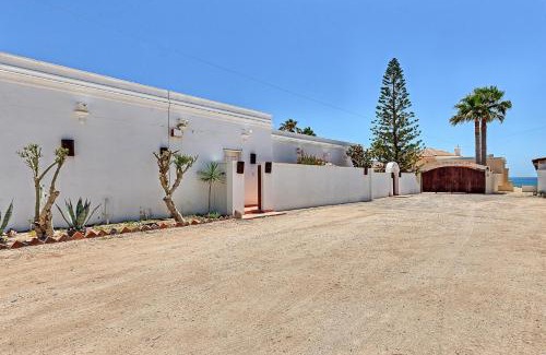 Las Conchas House | Los Tocayos