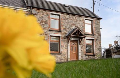 Brondini Cottage | Lovely 3-bed Cottage in the Quiet Hamlet of Horeb