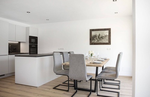 Oberau Wildschonau Apartment | Lovely apartment for 7 guests with WIFI, TV and balcony