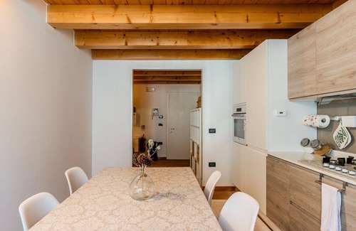 Monclassico Apartment | Lovely apartment for 4 guests with WIFI and TV