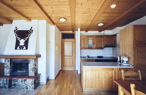 Hocko Pohorje Apartment | Lovely apartment for 7 people with WIFI, pool, TV, balcony, pets allowed and panoramic view