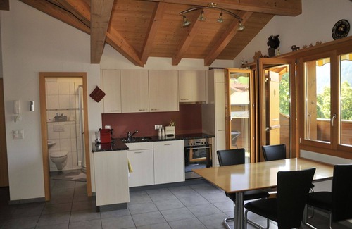 Adelboden Apartment | Lovely apartment for 5 people with WIFI, TV and balcony