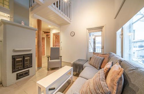 Sirkka Apartment | Lumina Chalet Ski-in Ski-out by Aavalevi