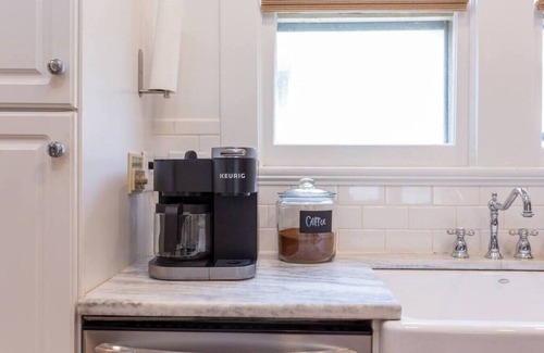 Burlington House | Luminious historic home bursting with color