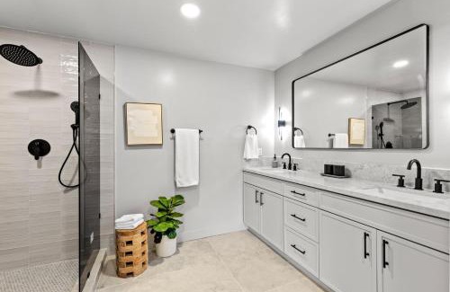 Del Cerro House | Lux 3M Estate Pool 16 plus AC