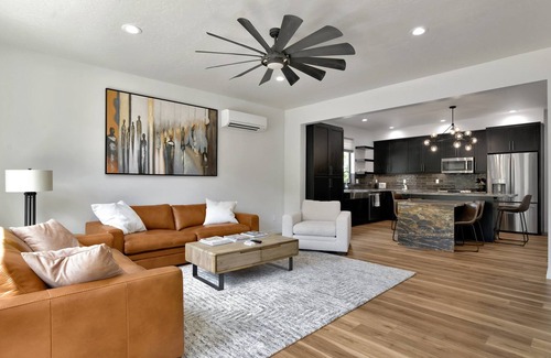 Prescott House | *Lux*Retreat 5 Min from Downtown*Amazing Views*