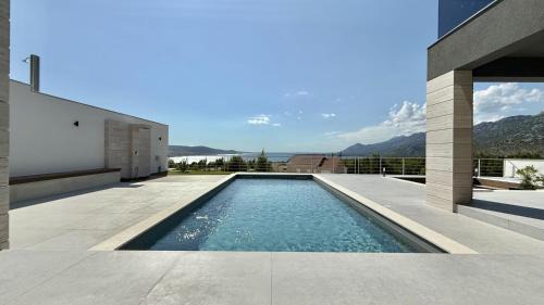 Rovanjska Villa | Lux Villa Serene with heated pool
