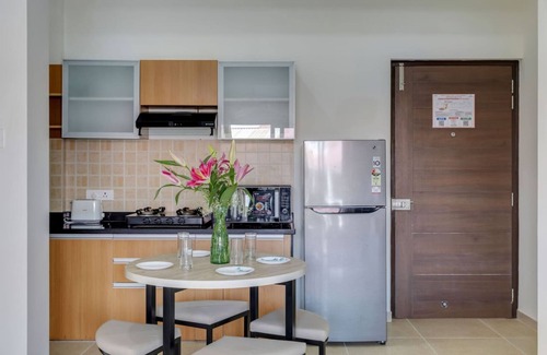 Saunta Vaddo Apartment | Luxe 1bhk w Pool Sauna 1km to the Beach