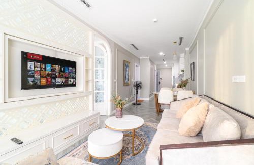 Quang An Hotel | Luxe Paradise Suites Xuan Dieu