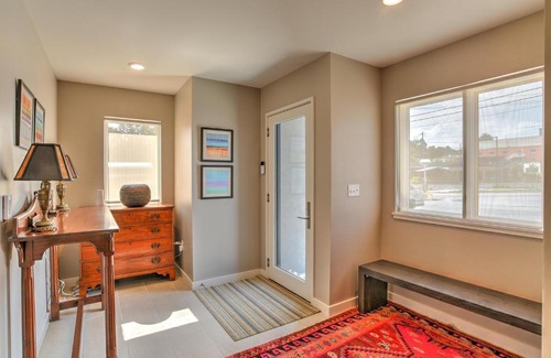 Asheville House | Luxe Townhouse with Garage and Terrace