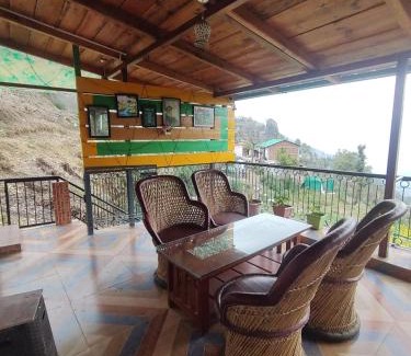 Bhimtal Hotel | Luxsugero Moonlight