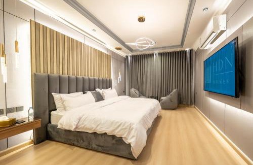 Riyadh Apartment | Luxuries Apt, Self-Entry, 65 4K TV Smart A2