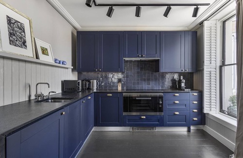 Brompton & Hans Town House | Luxurious Apartment - Denyer Street