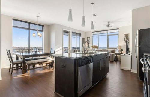 Rolling Mill Hill House | Luxurious Downtown Corner Views 2 bed 2bath 61