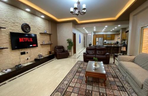 New Cairo Apartment | Luxurious New Cairo Villa Private Garden & Prime Location
