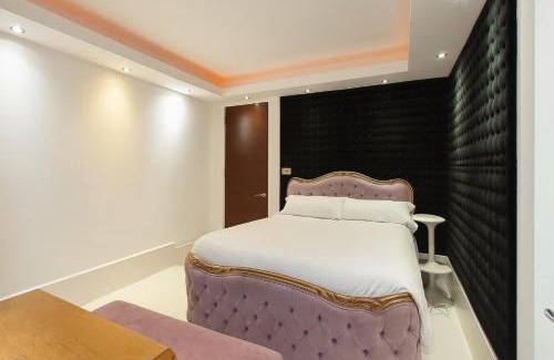 Queen's Park Apartment | Luxury Hampstead Garden Apartment