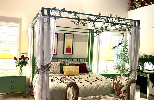 Scottsdale Foothills House | LUXURY RESORT FABULOUS SCOTTSDALE LOCATION! PRIVATE 1 ACRE OASIS ! ONE of a KIND