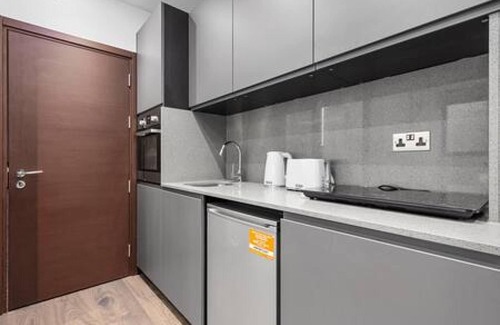 Golders Green Apartment | Luxury Spacious 2 Person Suite in North London