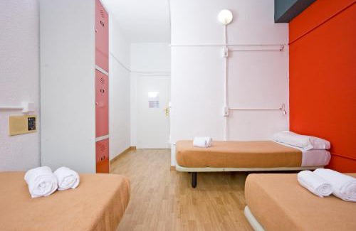 Sol Hostel | MadVibes Hostel Gran Vía
