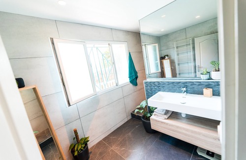 Arcangues Villa | Magnificent 180m2 villa, heated pool, spa and quiet forest