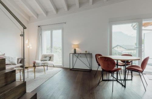 Saint-Pierre-de-Clages Apartment | Magnifique appartement central avec vue dégagée