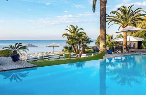 Boulouris-sur-Mer Apartment | Maison Mauresque - Superior Suite "Baudelaire