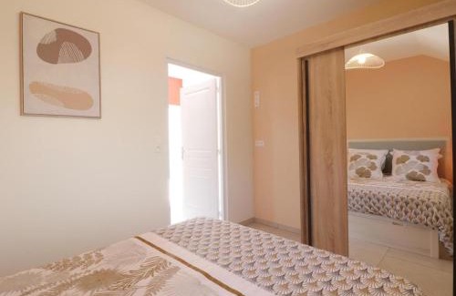 Gace House | Maison plain-pied avec jardin clos et recharge électrique, animaux admis - FR-1-497-247