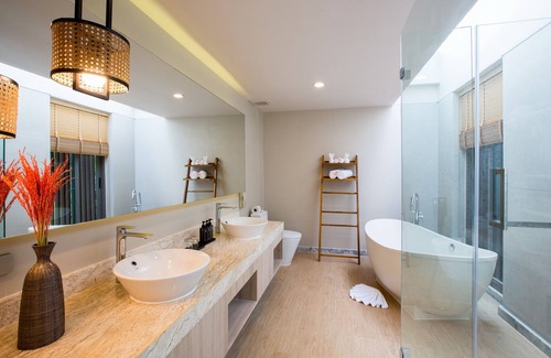 Karon Hotel | Mandarava Resort and Spa Karon Beach