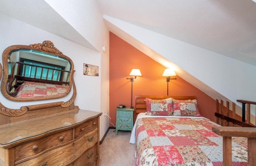 Telluride Hotel | Manitou Lodge 8 by Alpine Lodging Telluride