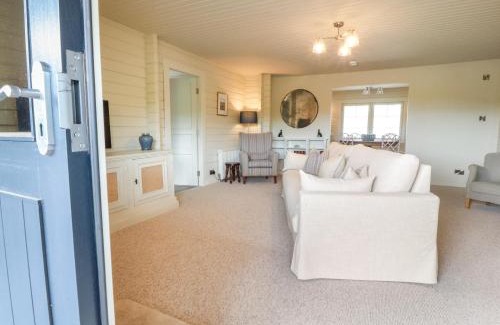 Clitheroe House | Manor Lodge