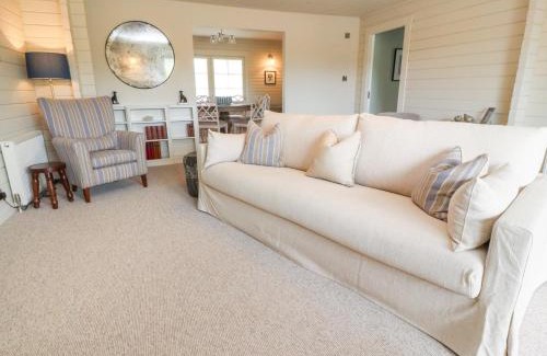 Clitheroe House | Manor Lodge
