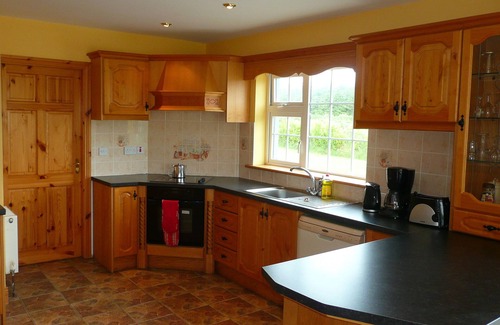 Cahirciveen House | Margarets Wild Atlantic Way and Ring of Kerry Holiday Home.