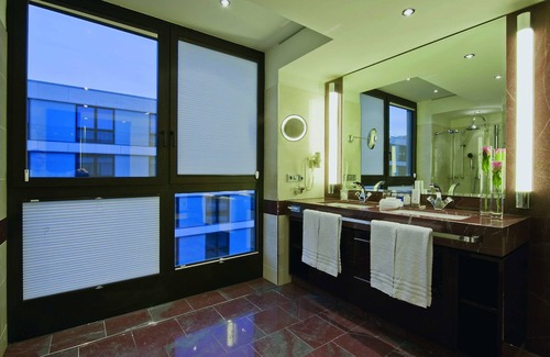 Unterrath Hotel | Maritim Hotel Düsseldorf