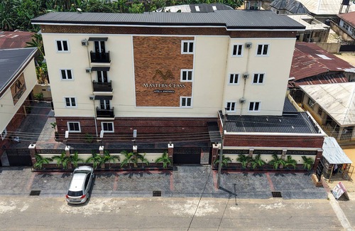 Uyo Hotel | Master Class