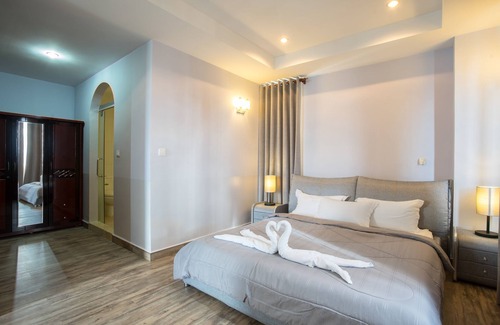 Ruessei Kaev Hotel | MekongView 1 CondoTel