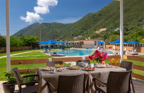 Nidri Hotel | Menes Hotel