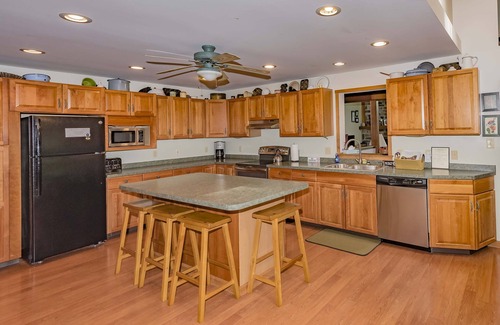 Coudersport House | Miller's Mountain Retreat - Potter County Vacation Home