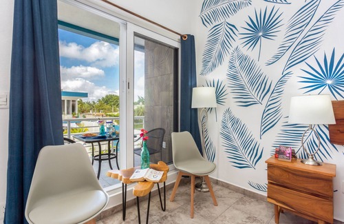 Colonia Centro Villa | Mini-Resort Luxury: Walk Everywhere, Coffee Bar, Ultra WiFi