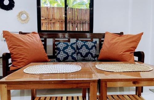 Catangnan House | Miraflores - Seaside Villa with private Garden in Siargao